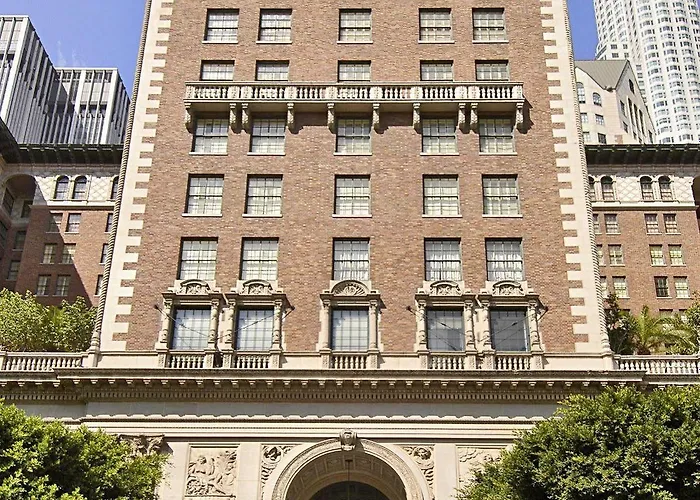 Hotels near Los Angeles University of Southern California
