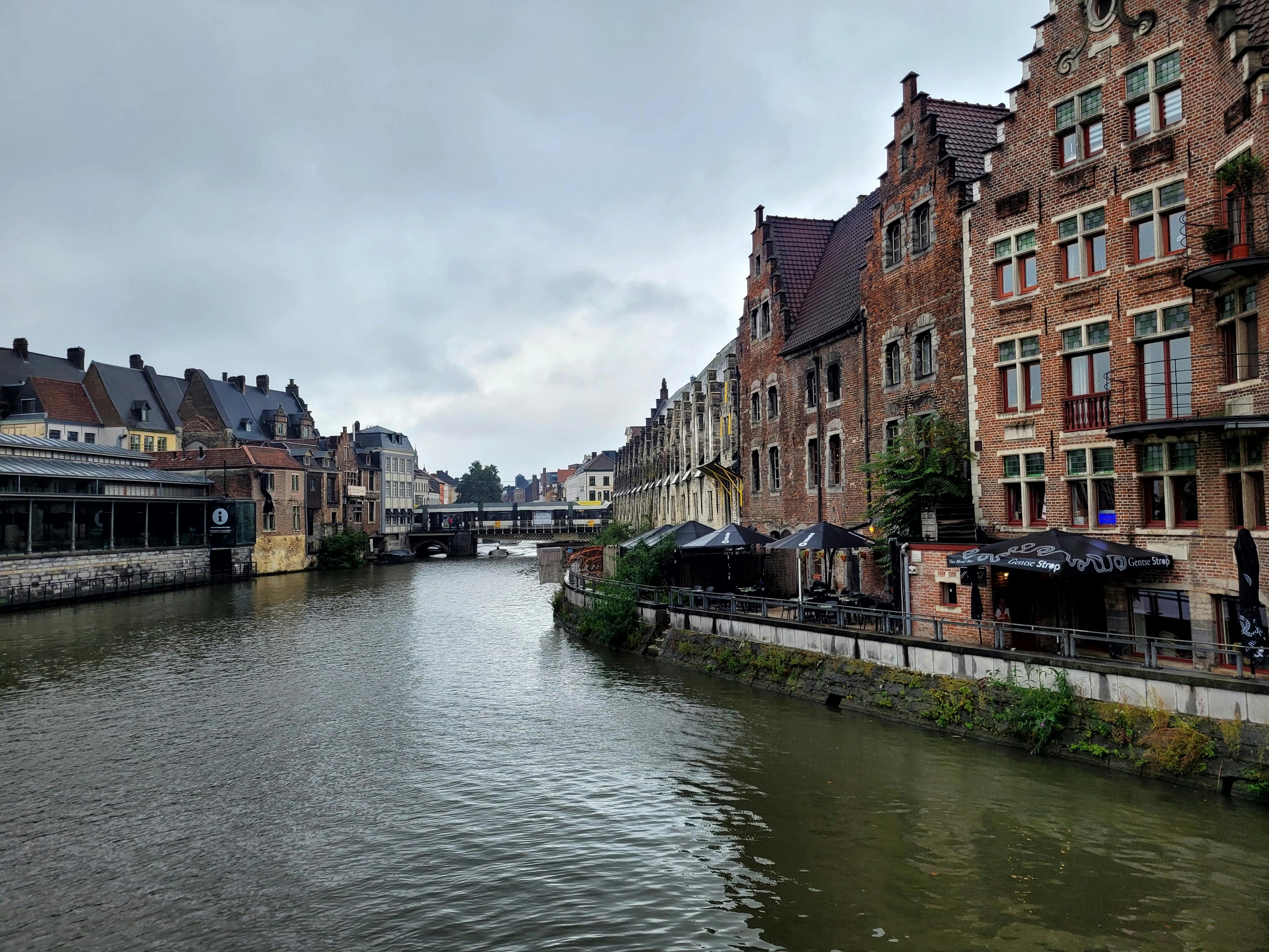 Hostel Uppelink Gent