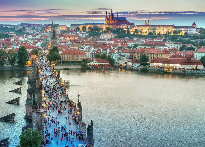 Sokolska Youth Hostel Praga