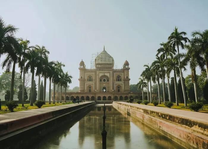 Gostops Delhi - Private Rooms & Dorms New Delhi