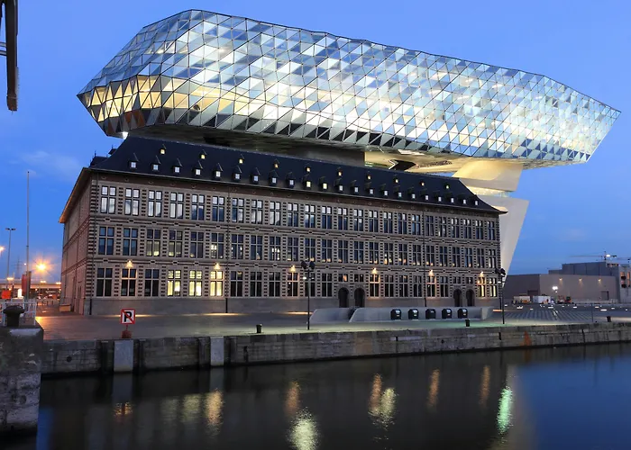 Antwerp Central Youth Hostel
