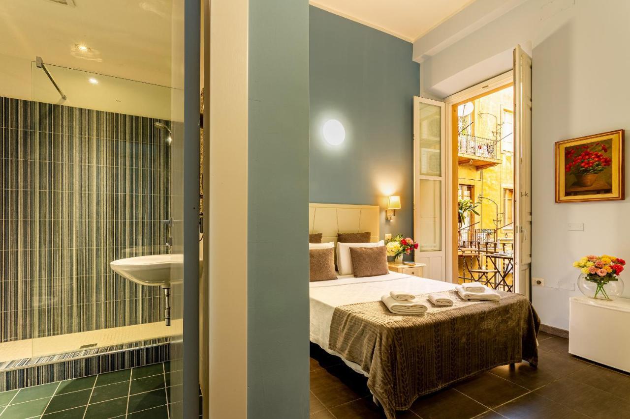 Double Room Private Bathroom