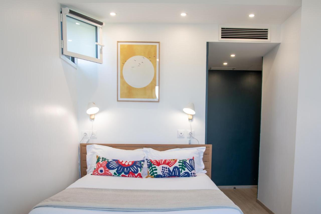 Quarto Individual com Varanda