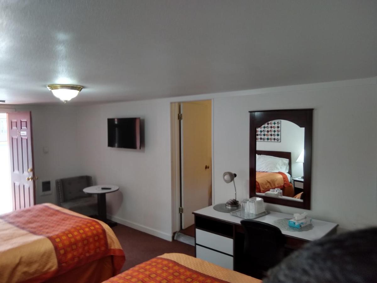 Two-Bedroom Suite