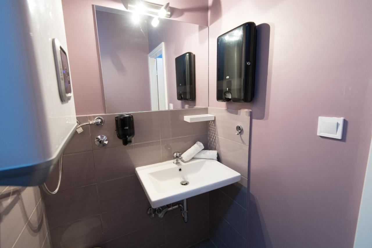 Habitación Doble Estándar con baño compartido