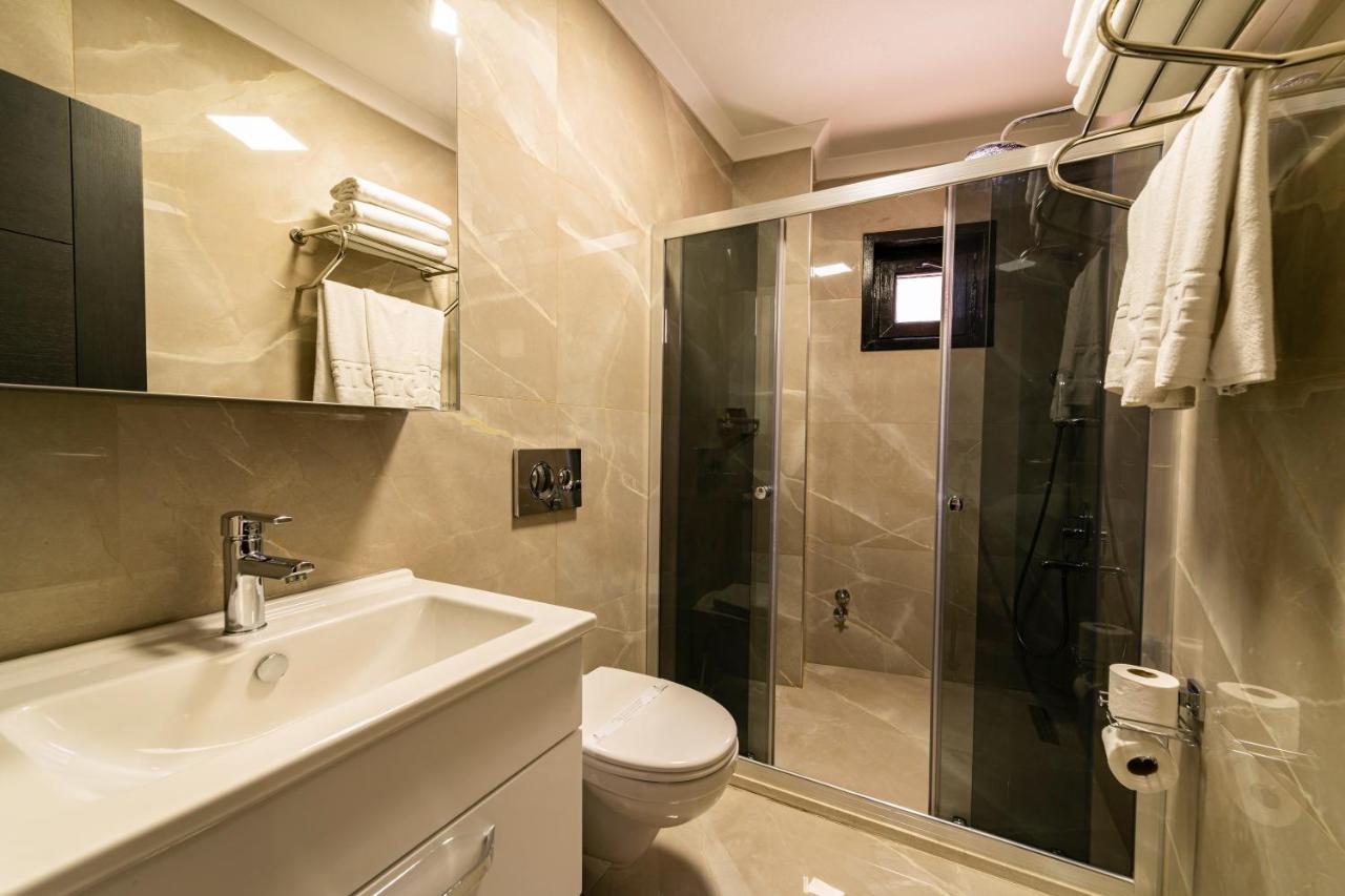 Standard Triple Room,1216537093:JPEG