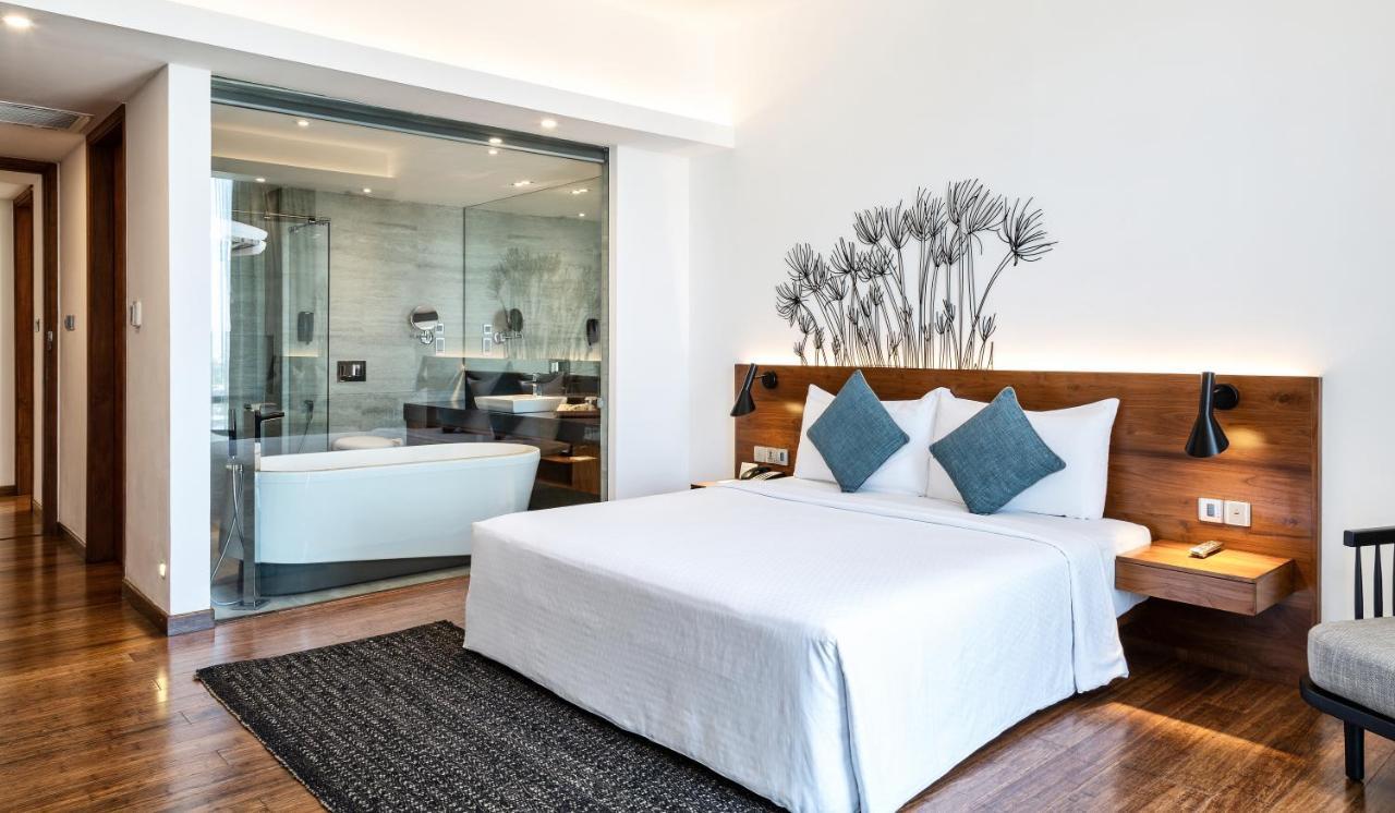 Three-Bedroom Apartment,1038729100:JPEG