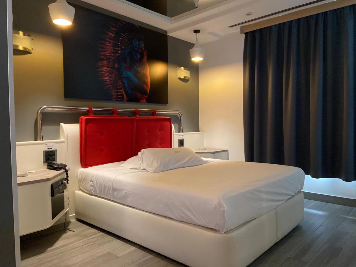 Executive Suite Private Pool