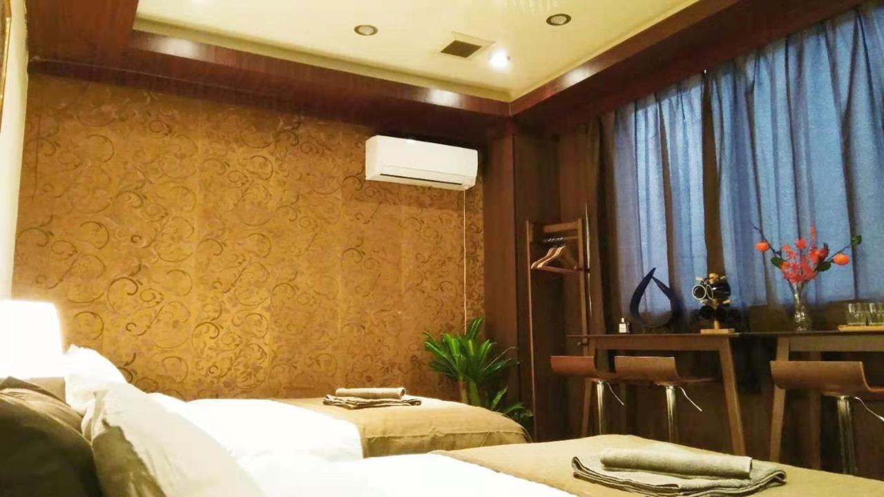 Deluxe Family Room,1040698723:JPEG