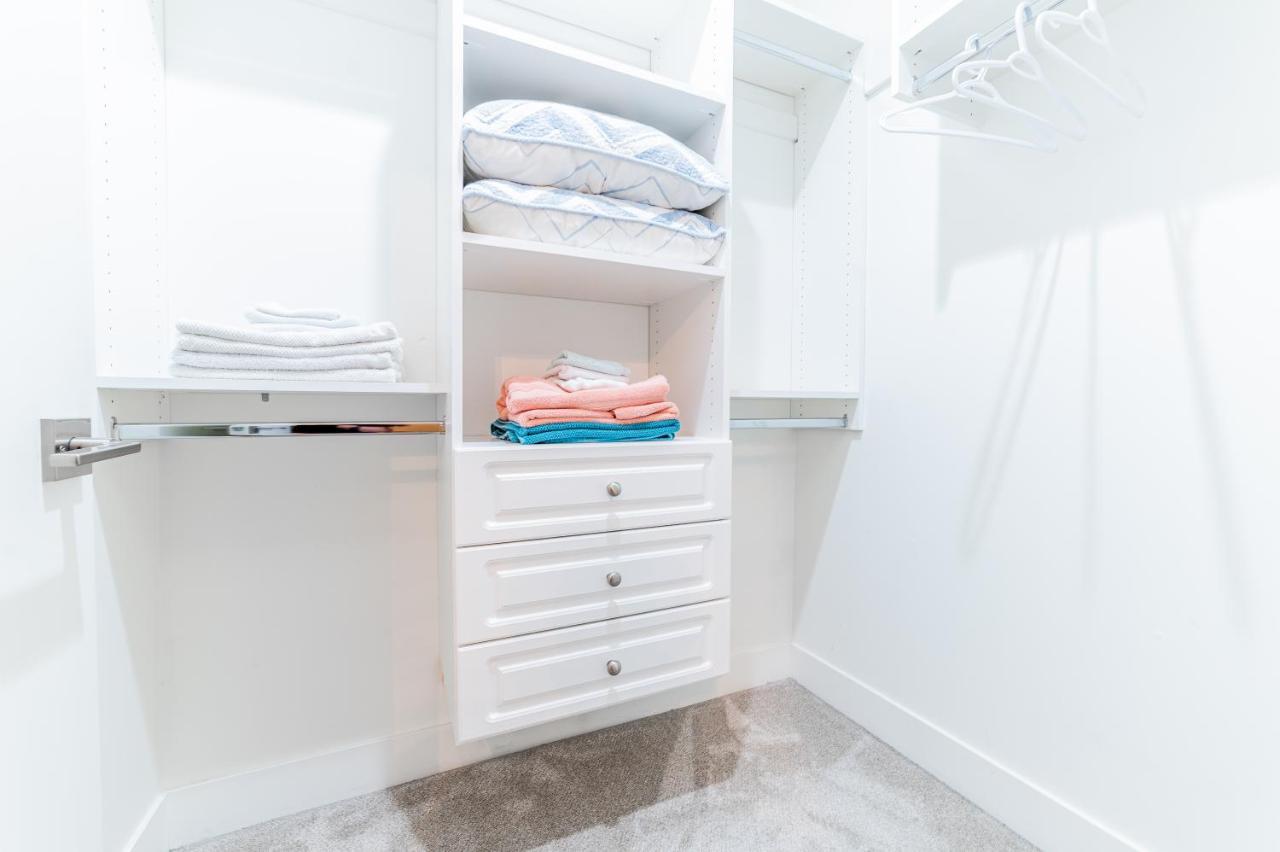Double Room with Shared Toilet