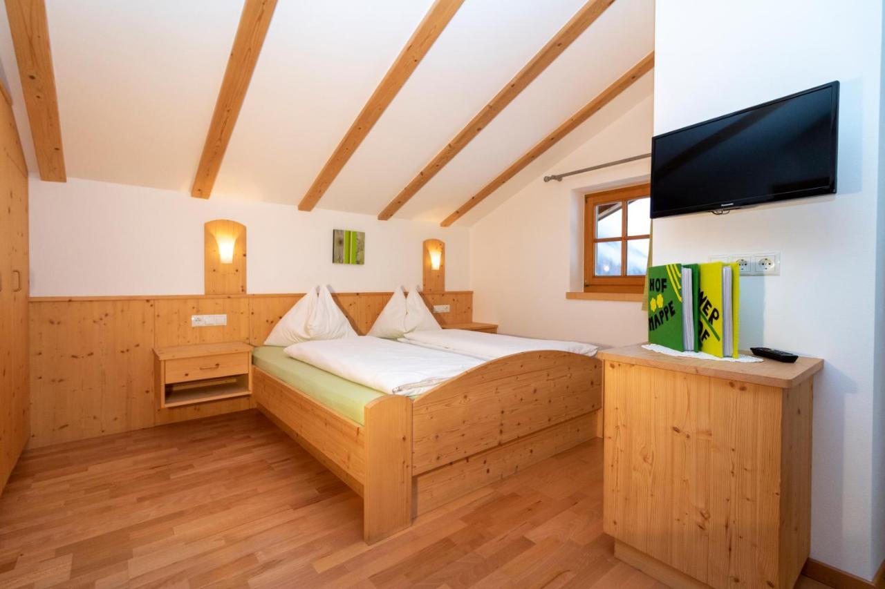 One-Bedroom Apartment,1057957003:JPEG