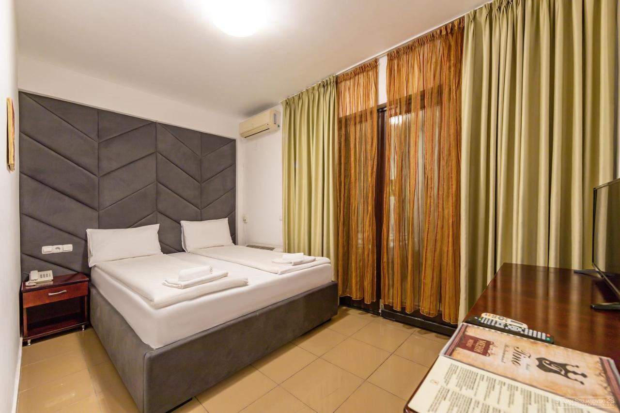 Single Room,1011361621:JPEG