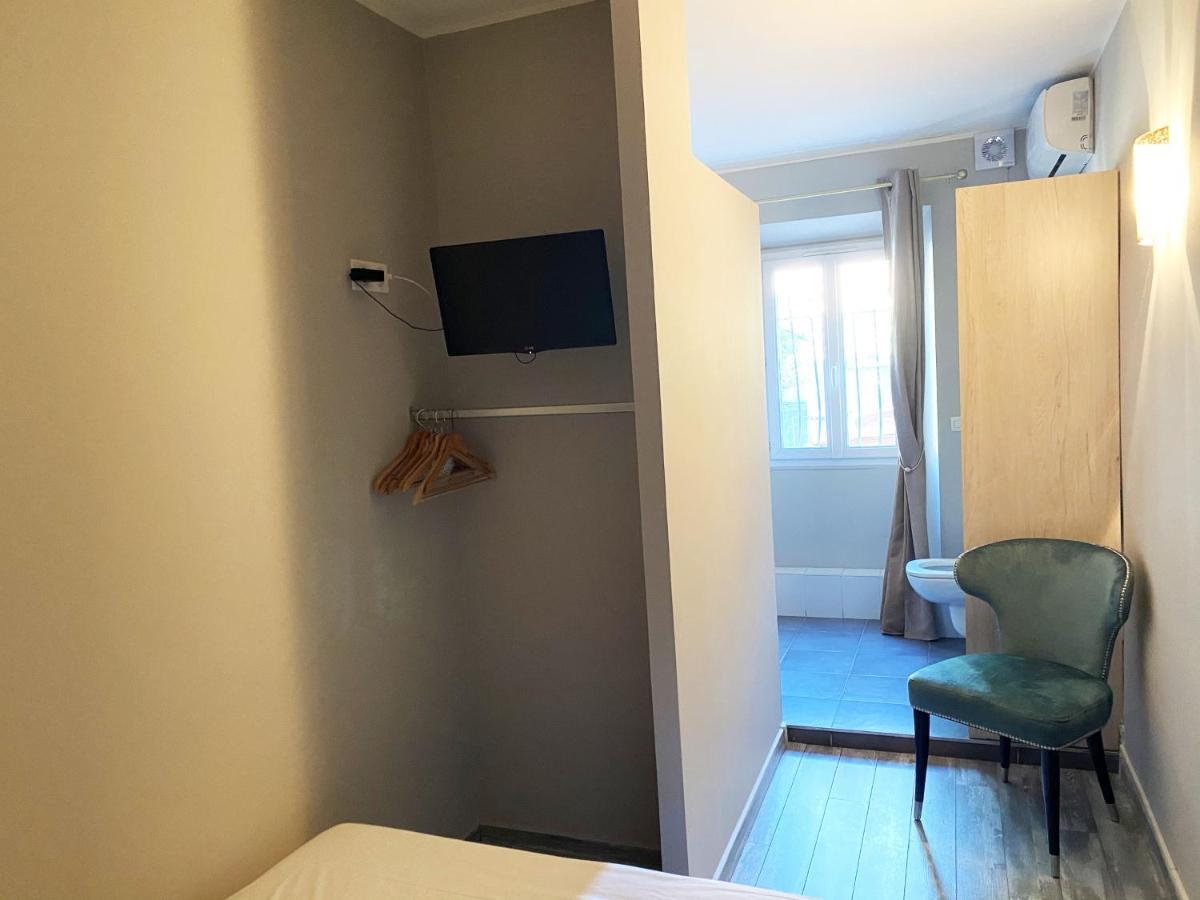 Double Room,1070168809:JPEG