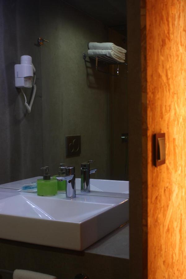 Double Room with Balcony,1742903691:JPEG