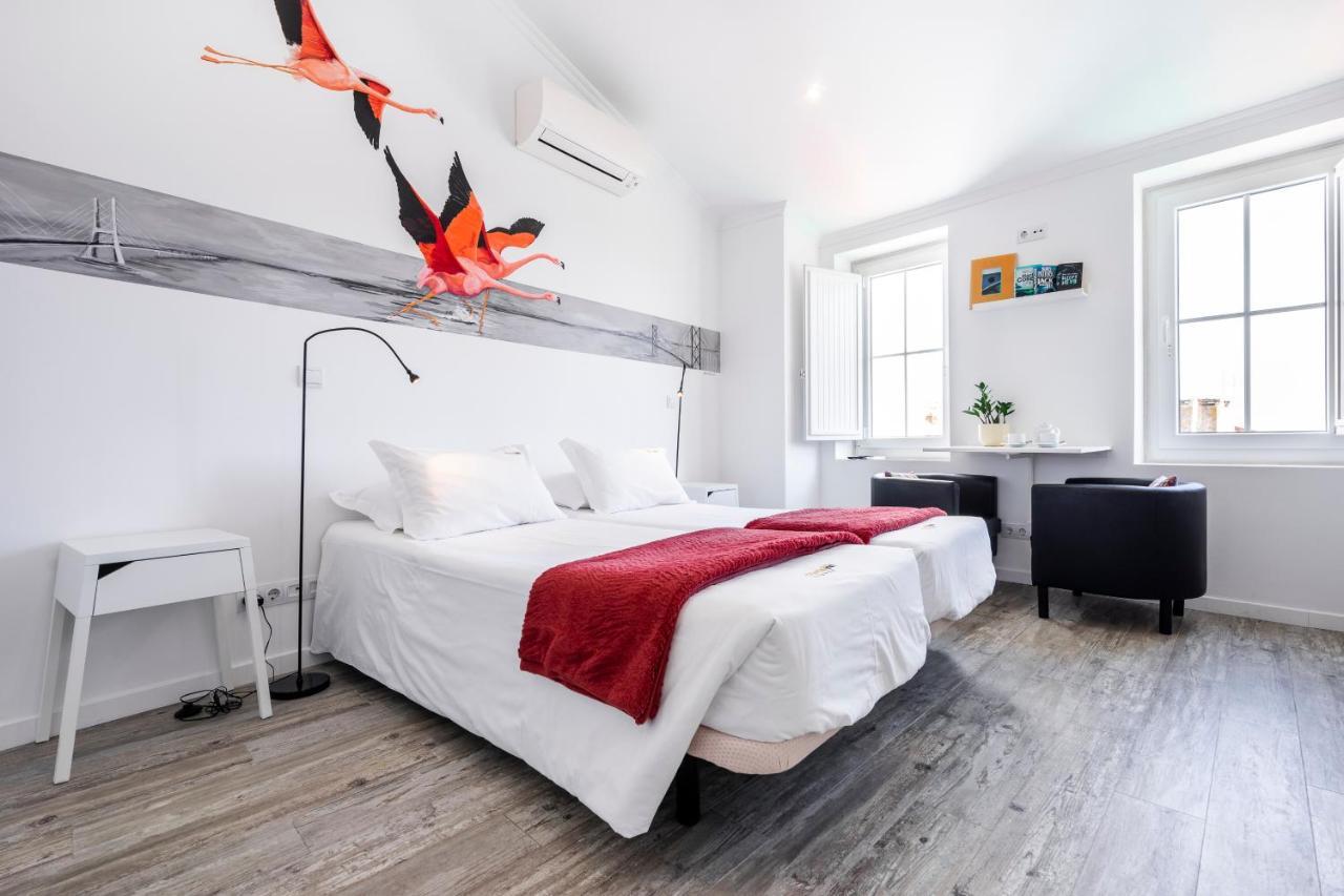 Studio with River View,1088955772:JPEG