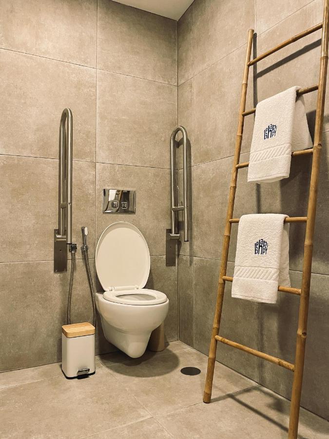 Quarto Duplo com Casa de Banho Privativa