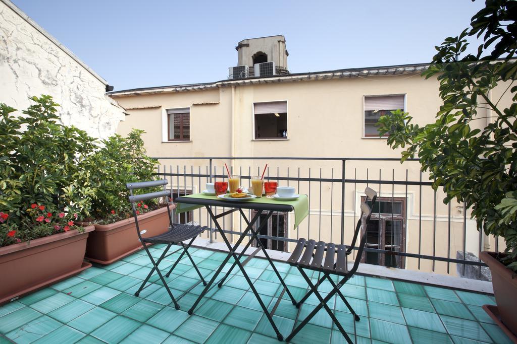 Deluxe Studio with Balcony