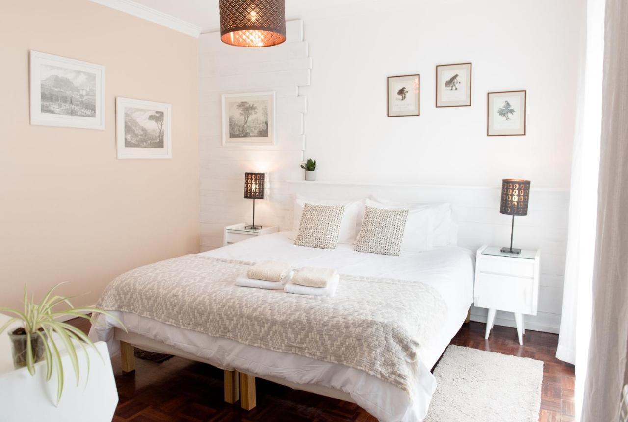 Double or Twin Room Private Bathroom