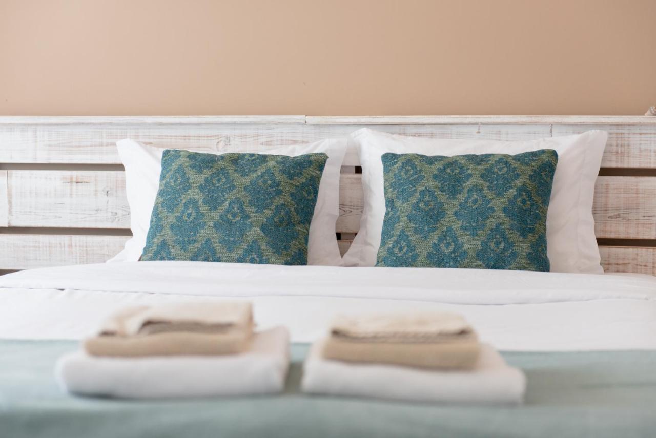 Double or Twin Room Sea View