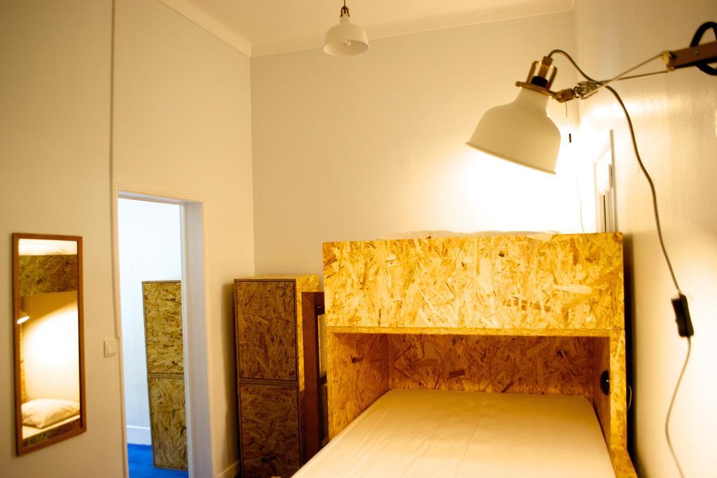 Cama en habitación compartida mixta de 9 camas