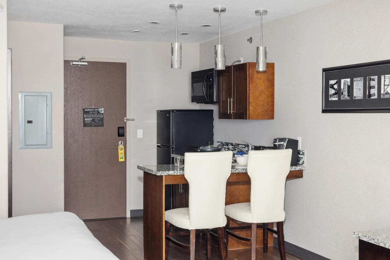 Queen Room Disability Access