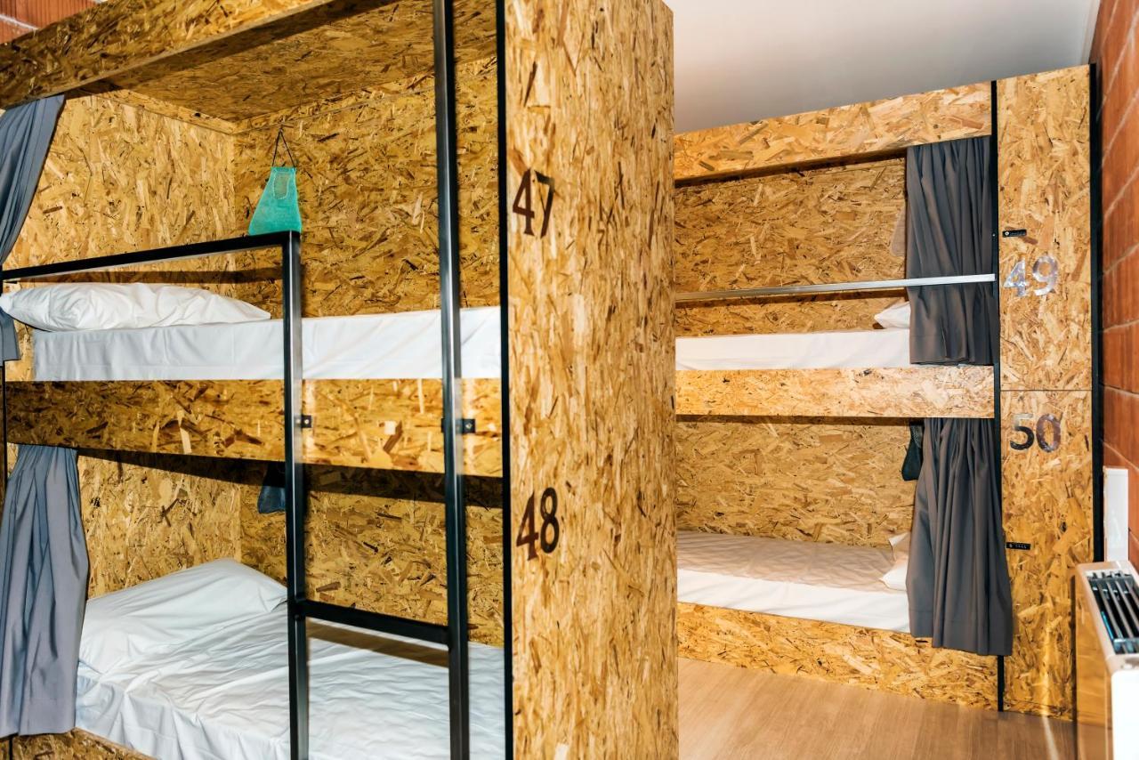Cama en habitación compartida mixta de 10 camas