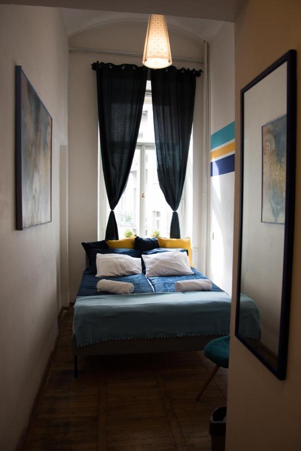 Tweepersoonskamer met Gedeelde Badkamer