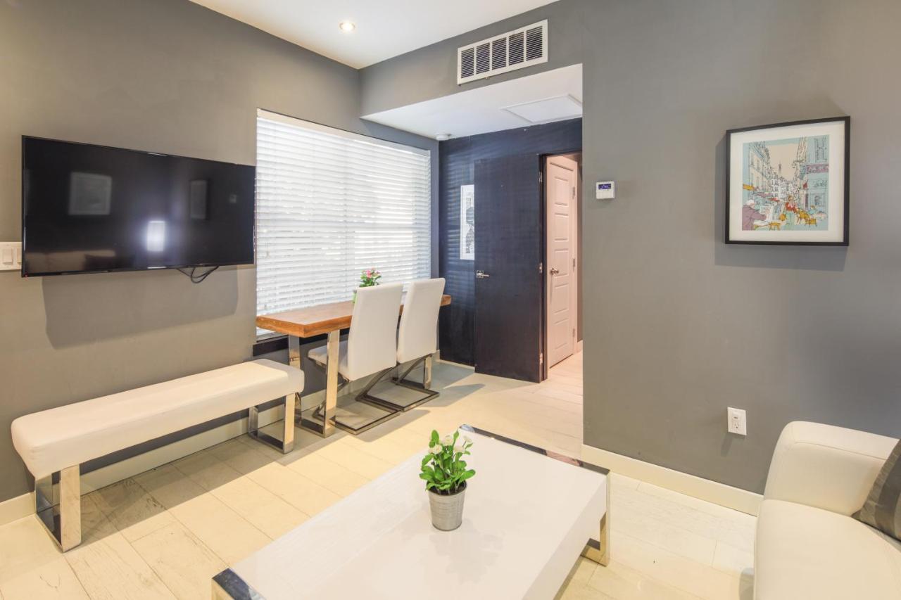 Two-Bedroom Apartment,1403797955:JPEG