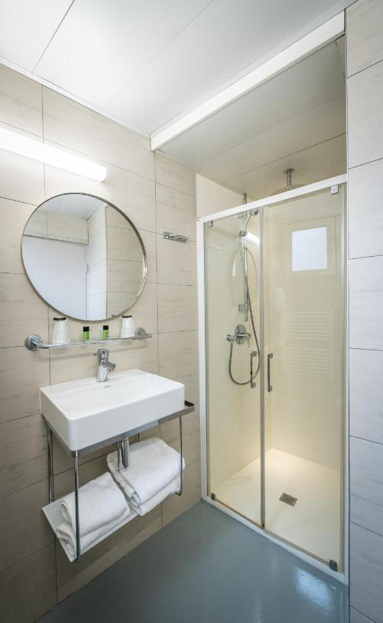 Standard Double Room,1188234382:JPEG