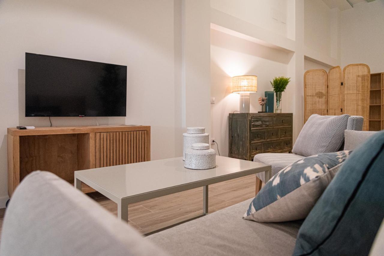 Studio Apartment - no pool,1164861735:JPEG