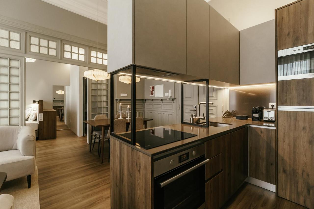 One-Bedroom Apartment,1168365877:JPEG