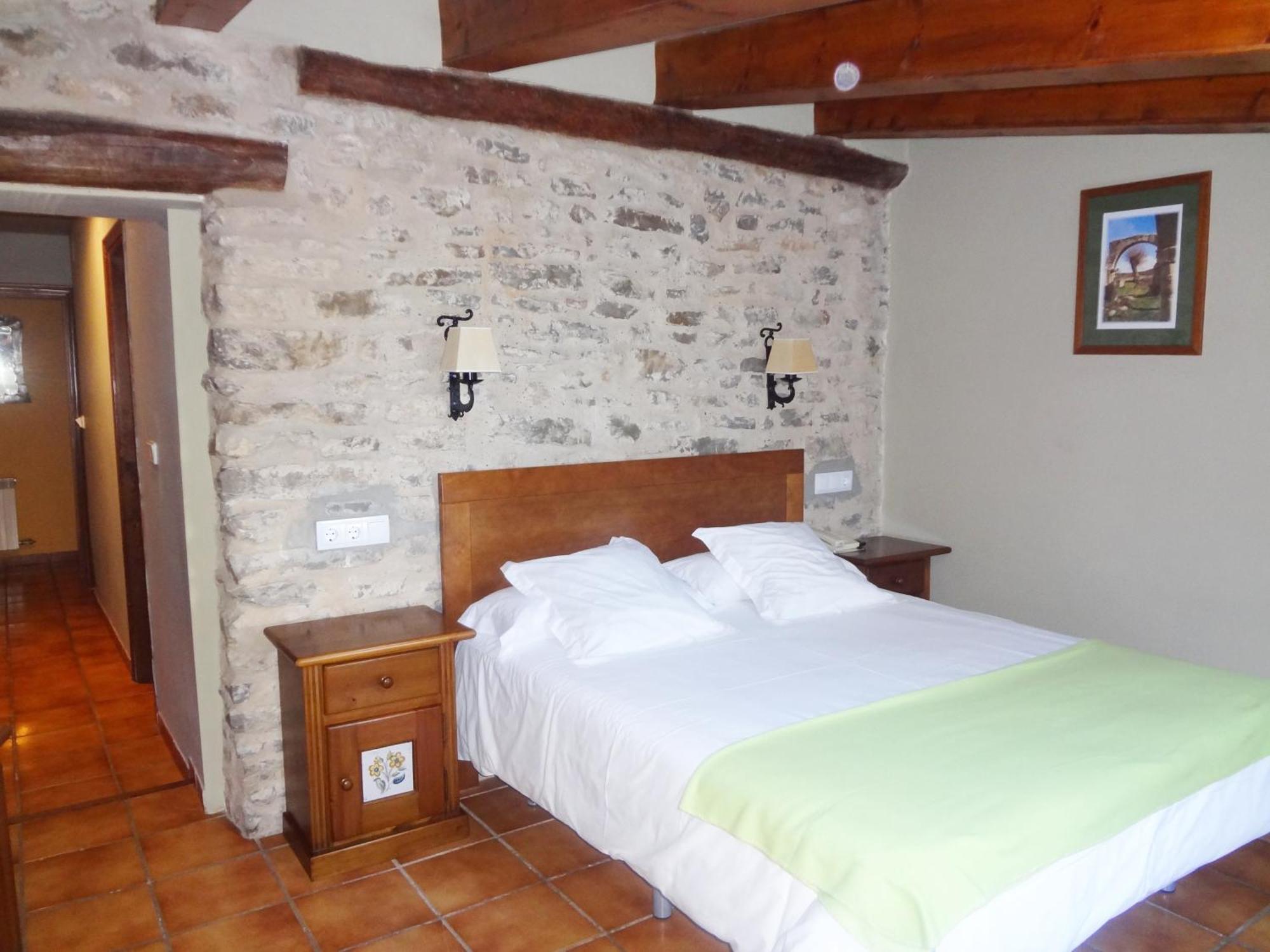 Double Room,829888430:JPEG