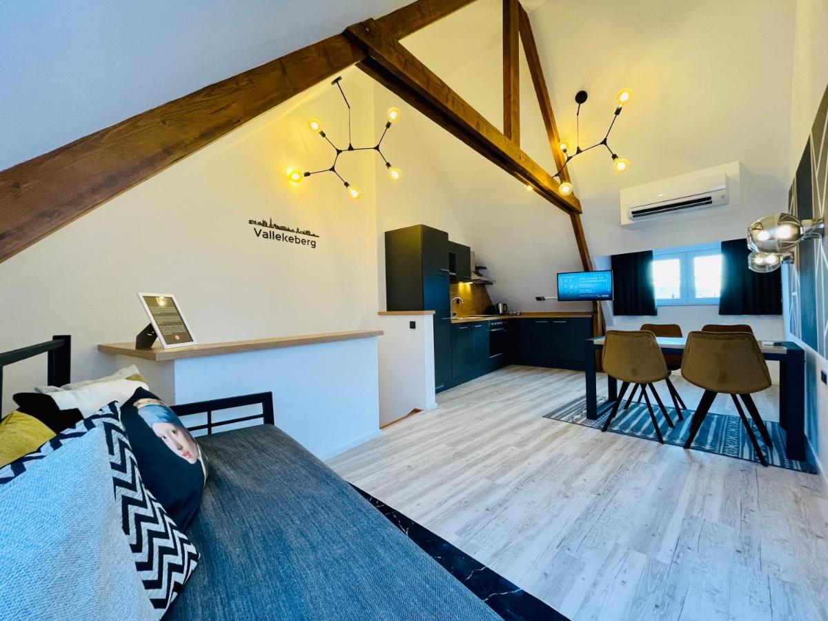 Duplex Apartment,1175070677:JPEG