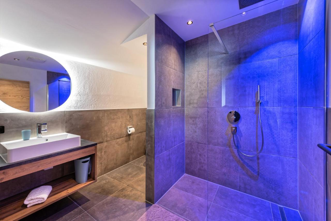 Three-Bedroom Apartment,1178741647:JPEG