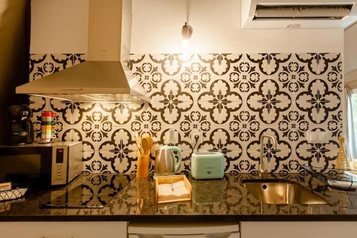 Tent,1182620596:JPEG