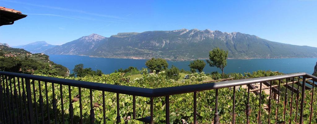 Superior Double Room with Balcony and Lake View,1586105695:JPEG