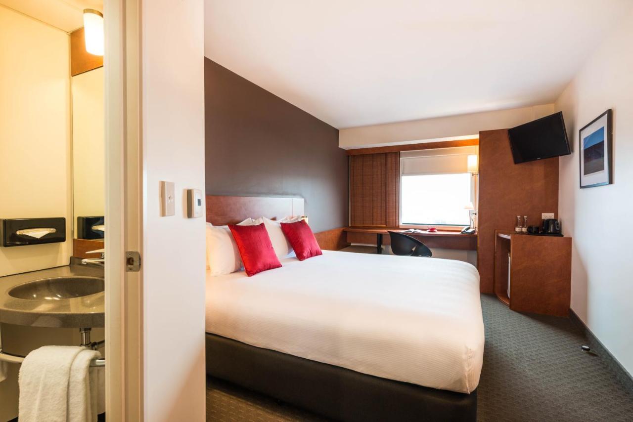 Zimmer Ibis Plus mit Kingsize-Bett