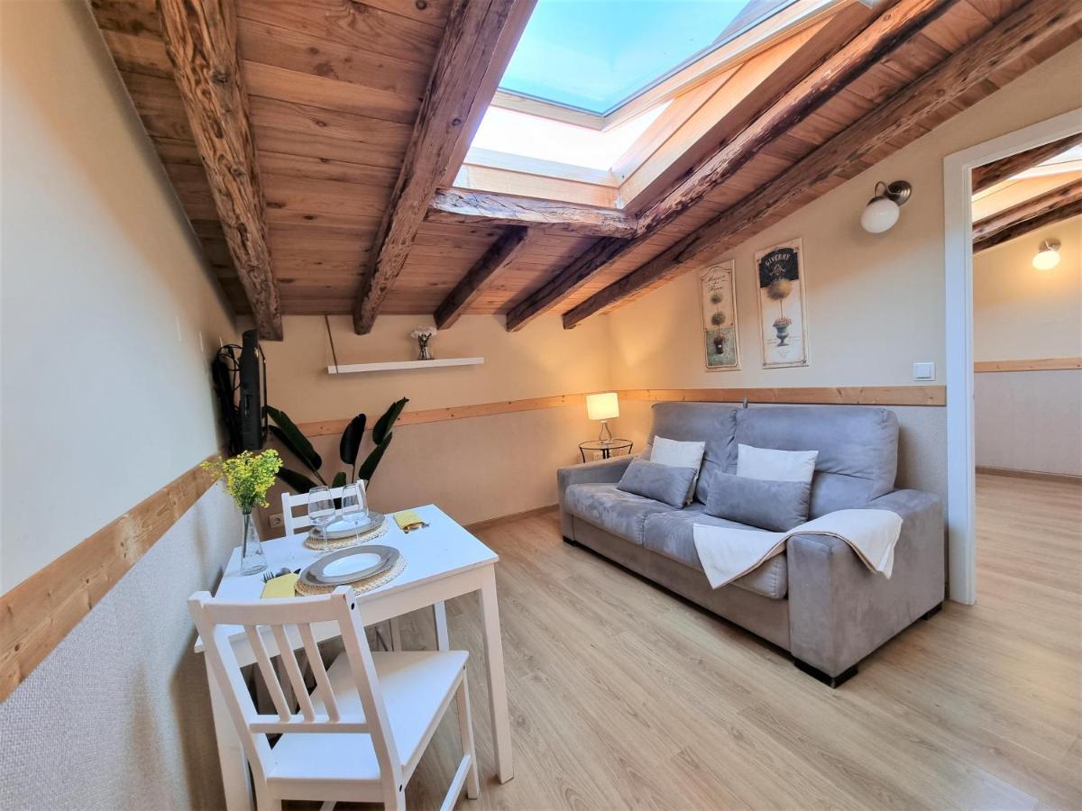 Penthouse Apartment,1188937540:JPEG