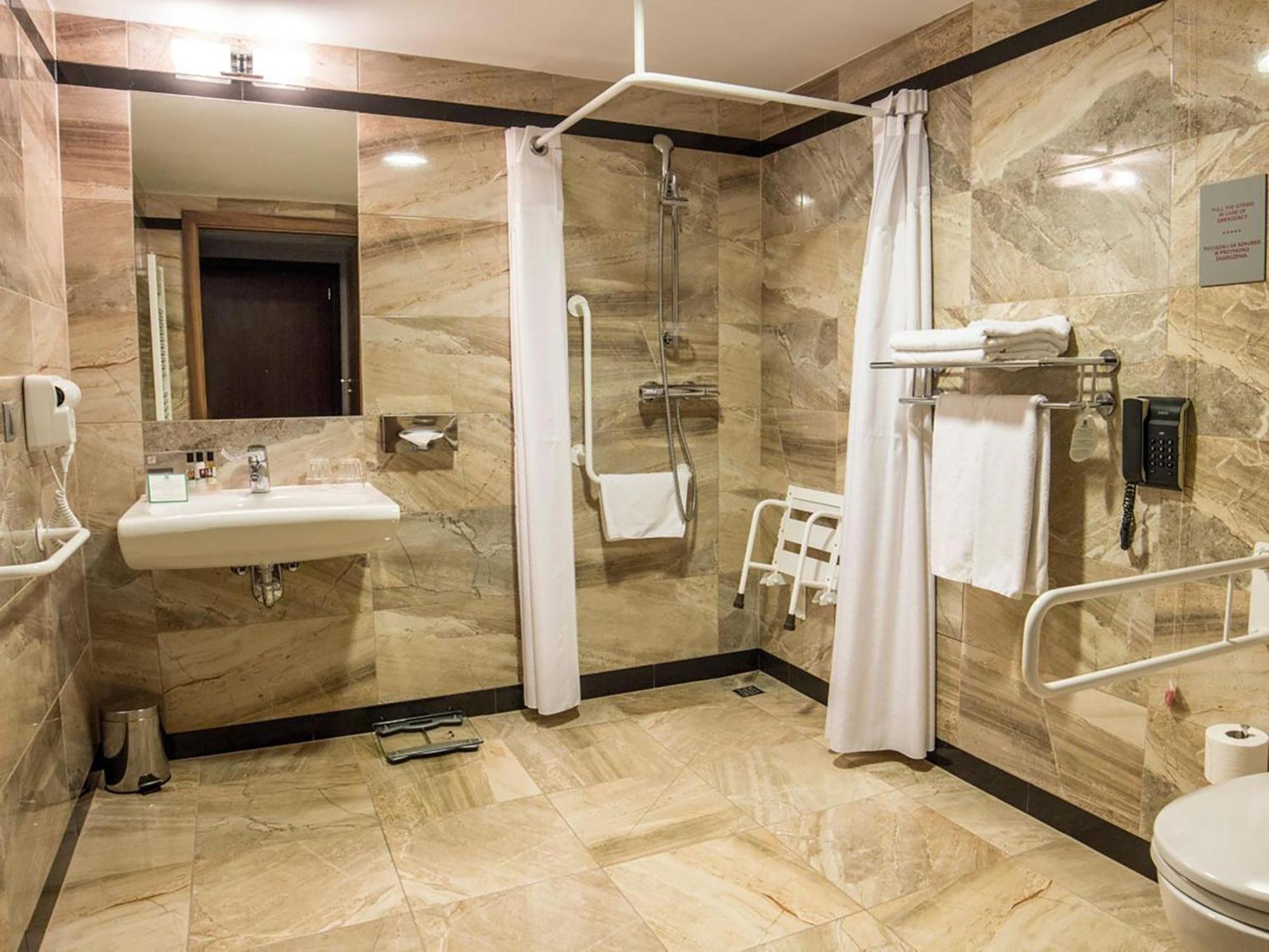 Habitación Estándar adaptada para personas de movilidad reducida - 1 cama grande