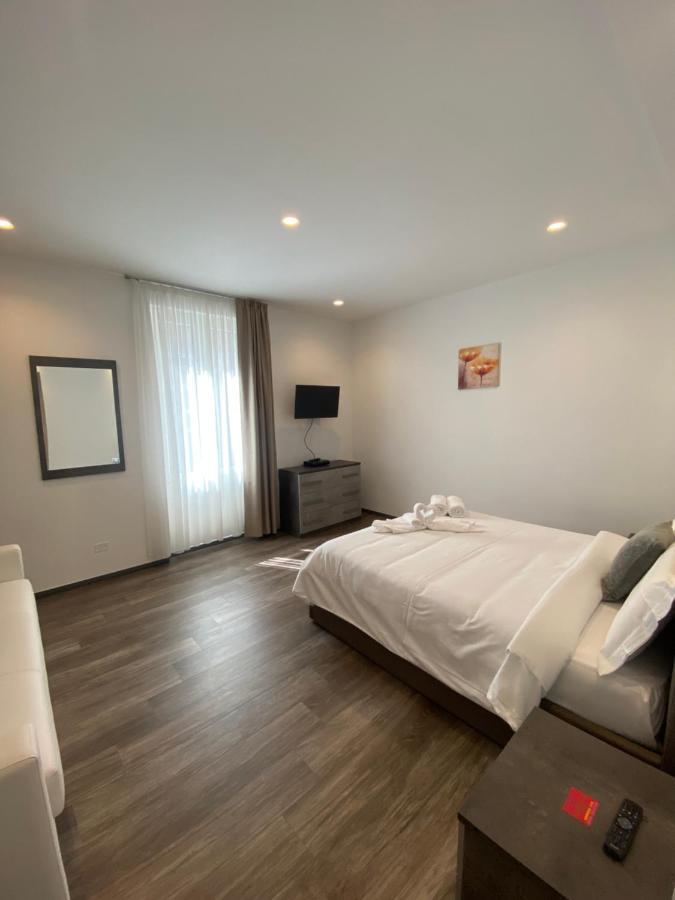 Triple Room,1200121327:JPEG