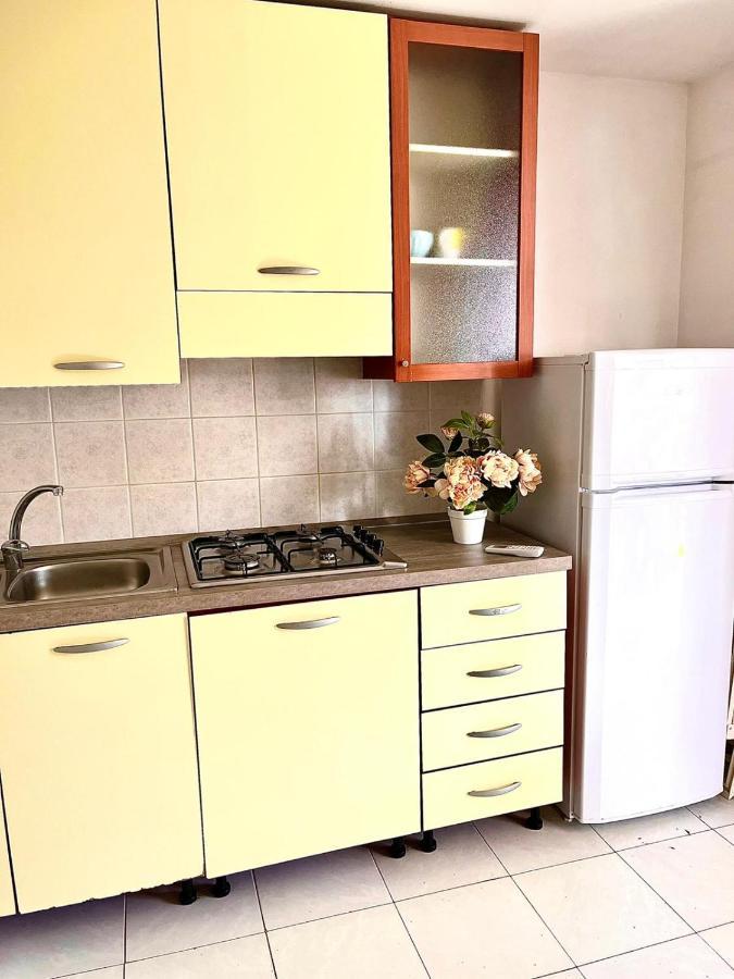 One-Bedroom Bungalow,1225047623:JPEG
