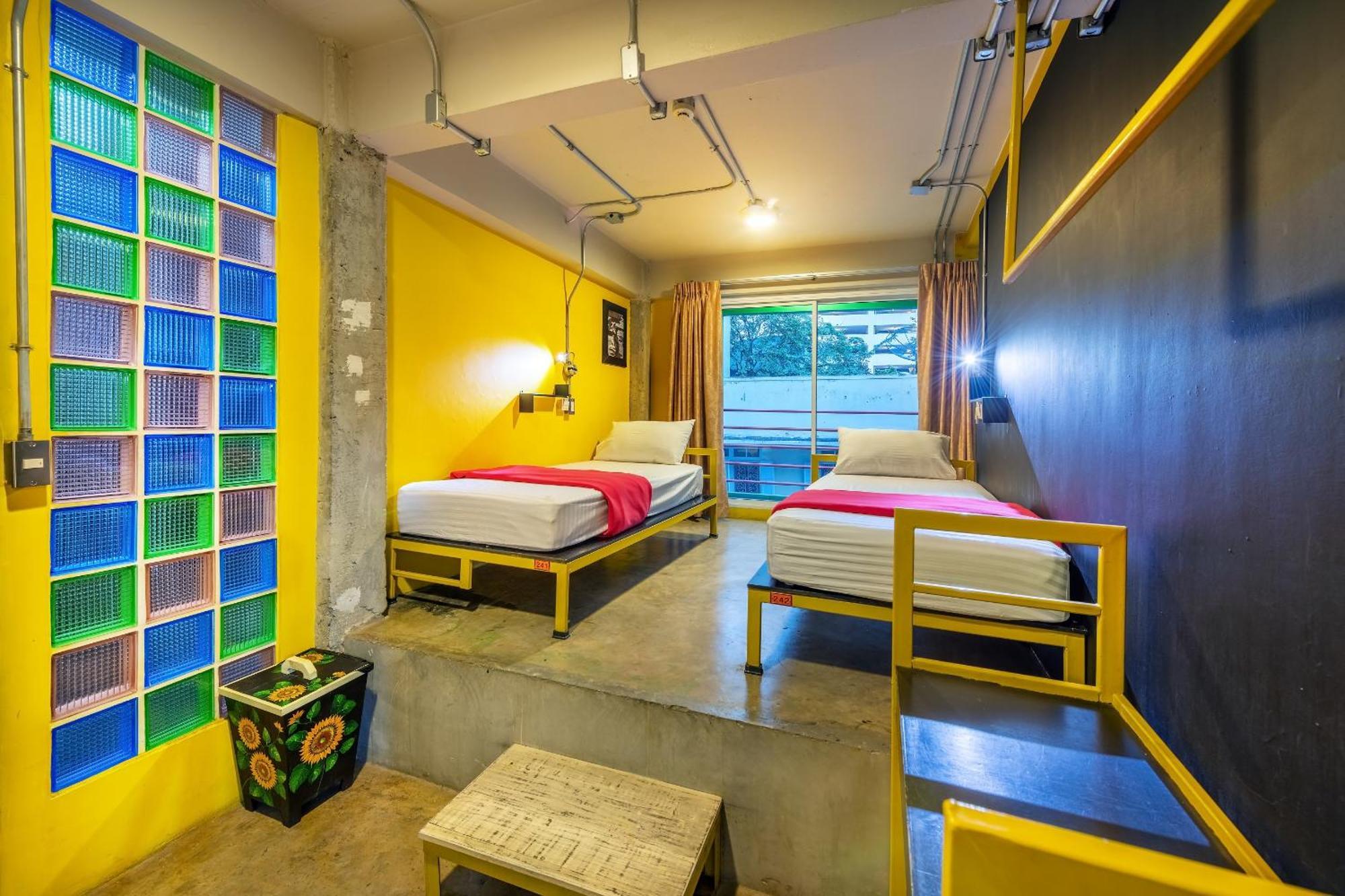 Zweibettzimmer mit eigenem Bad