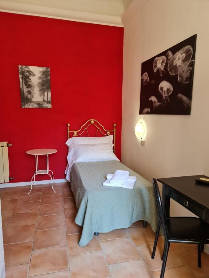 Single Room with Private Bathroom,1233831569:JPEG