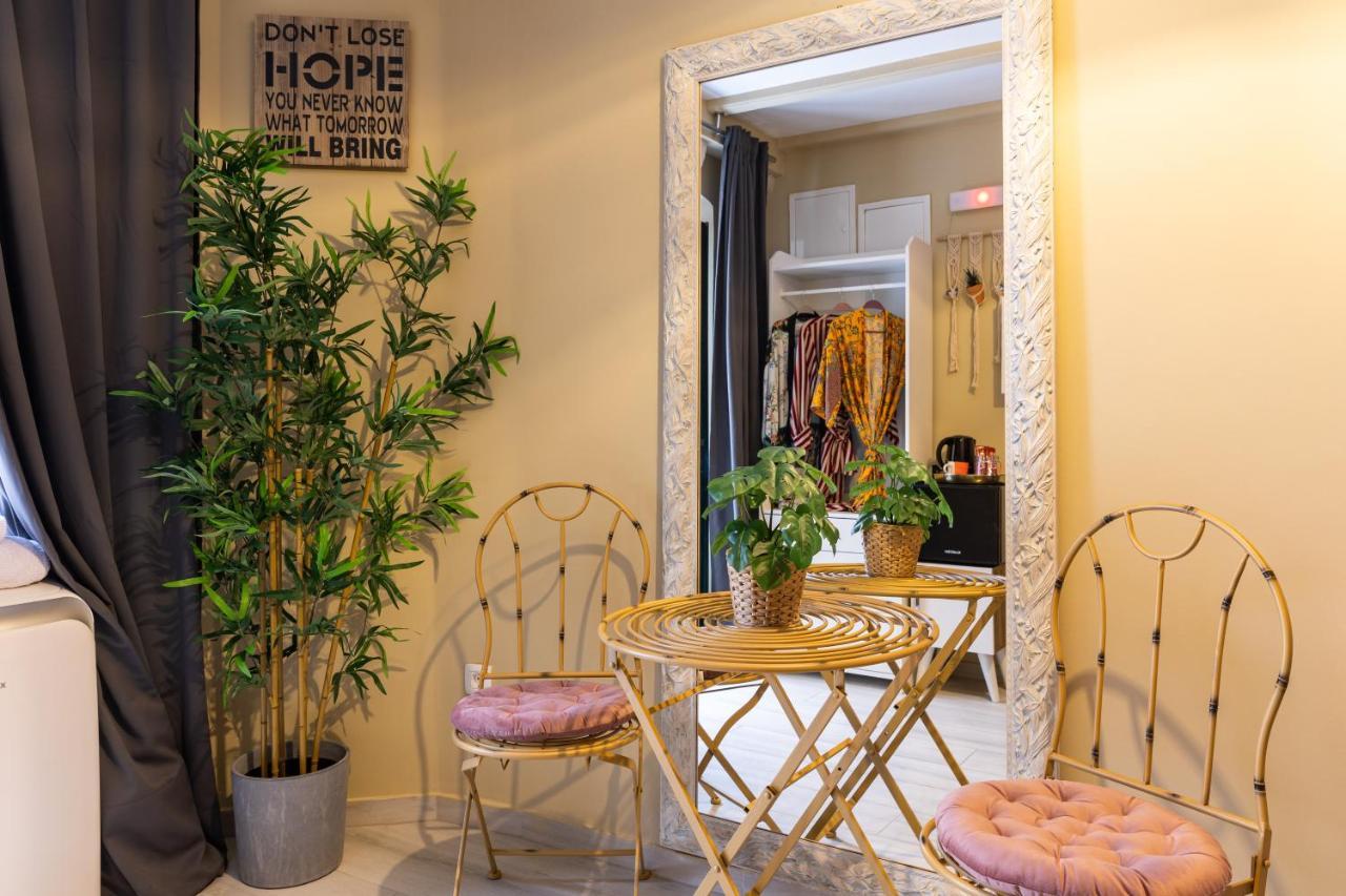 Standard Double Room Ground Floor (address: Naljeskoviceva 12),1233881726:JPEG