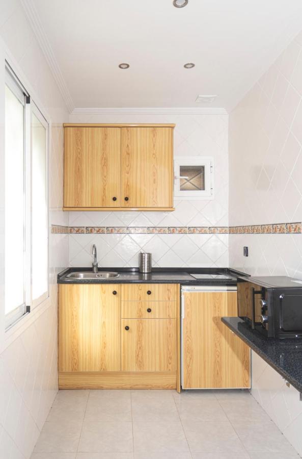 One-Bedroom Apartment,1236444691:JPEG