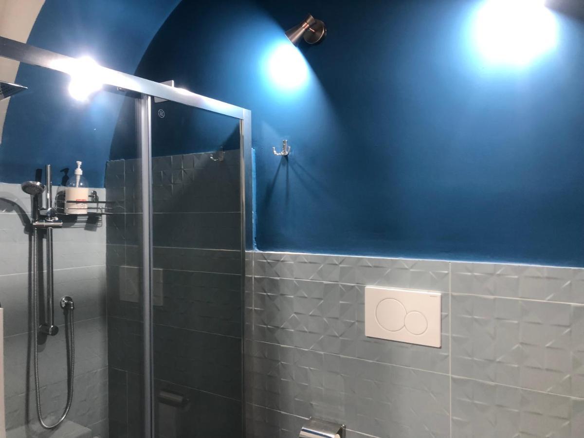 One-Bedroom Apartment,1237066495:JPEG