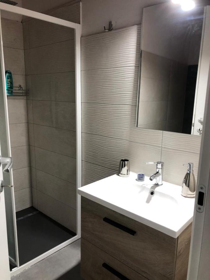 One-Bedroom Apartment,1237066510:JPEG