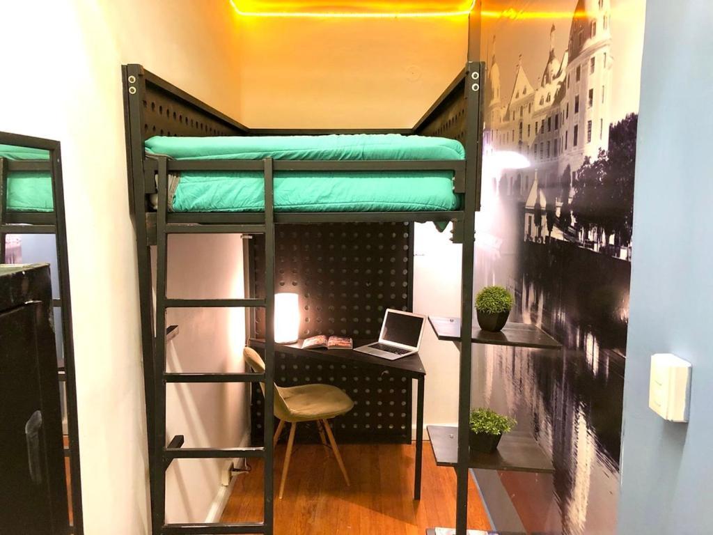 Chambre Simple avec Salle de Bains Commune