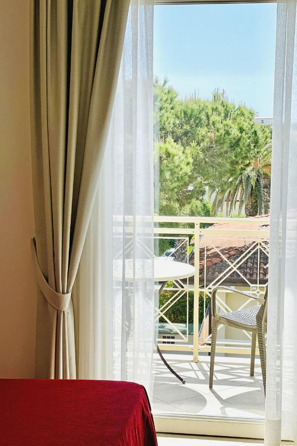 Triple Room with Balcony