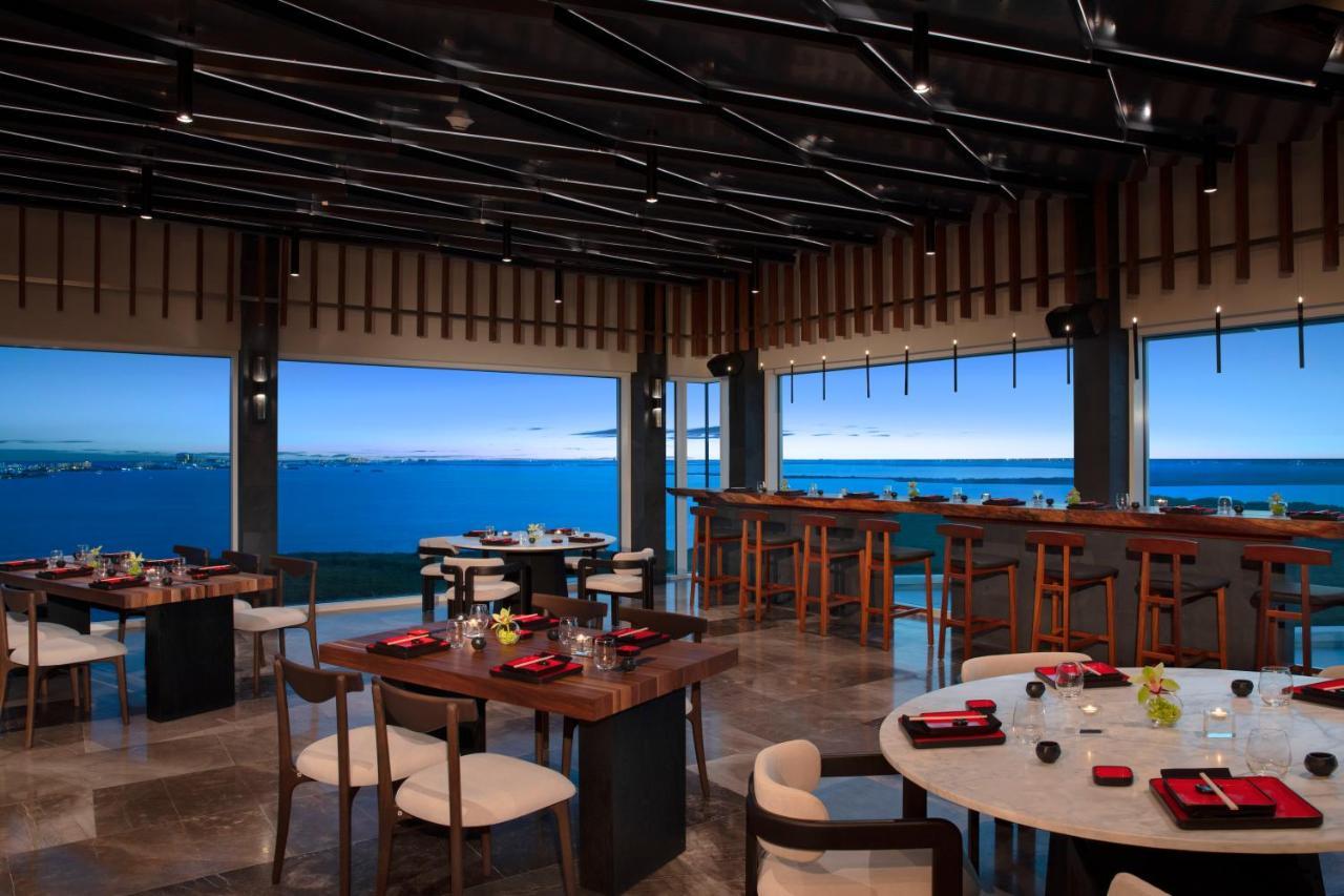 Allure Junior Suite Ocean View King
